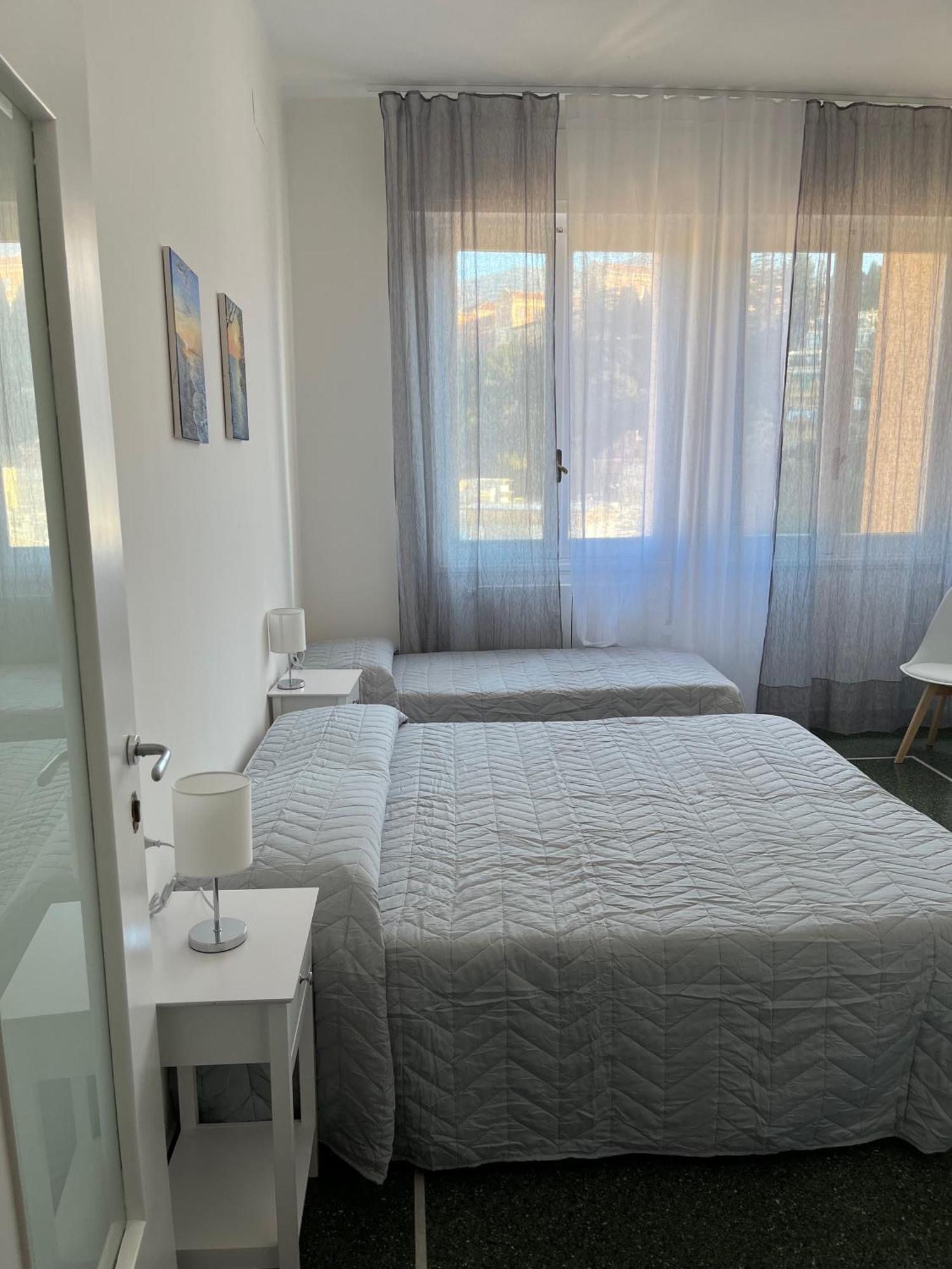 ジェノヴァGaslini Sea Houseアパートメント エクステリア 写真